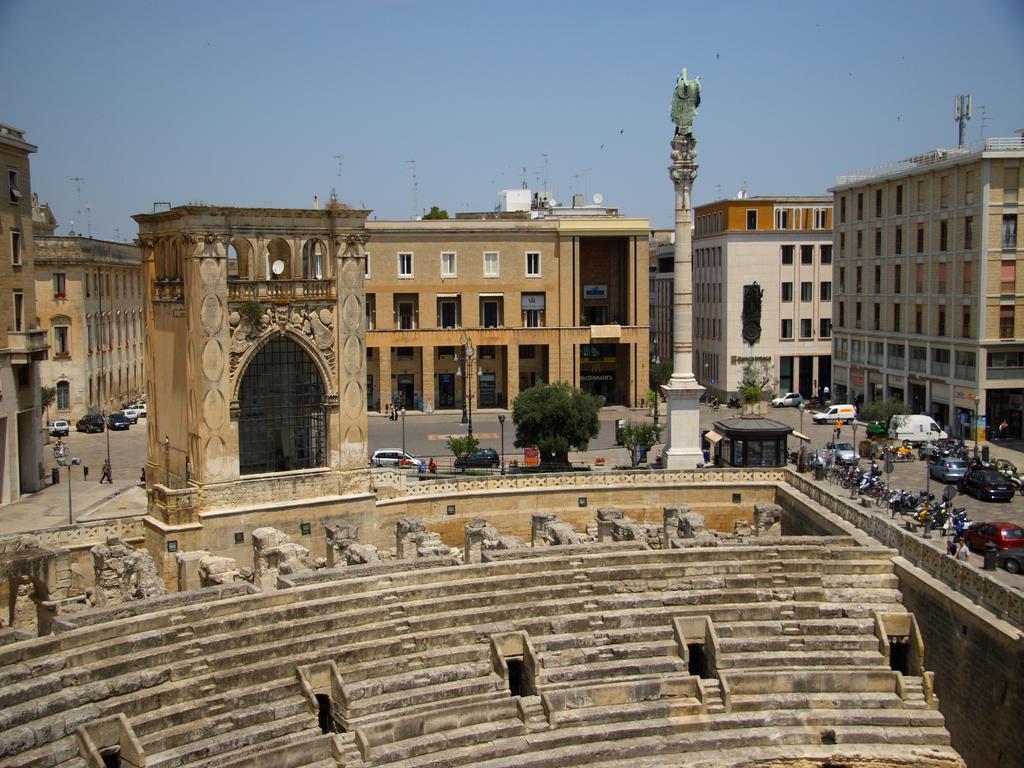 Casa Dei Mercanti Town House Lecce Buitenkant foto